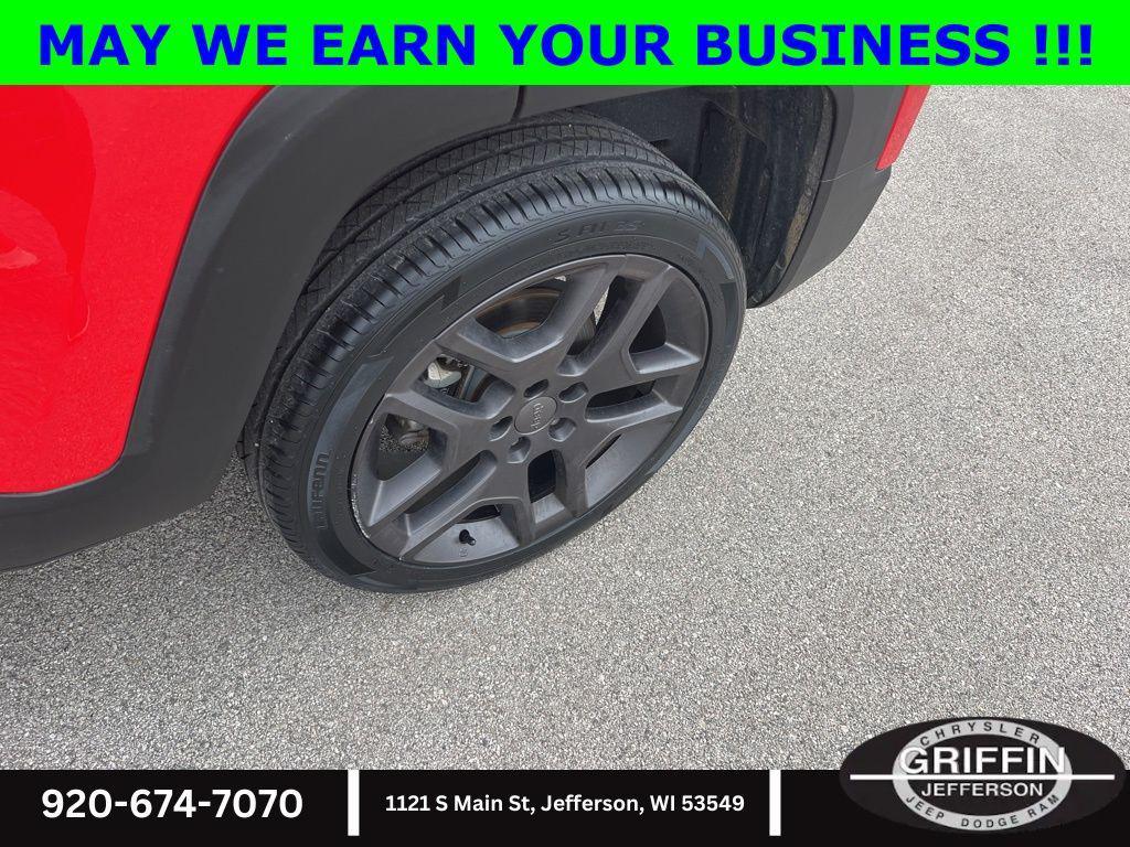 used 2022 Jeep Renegade car, priced at $22,956