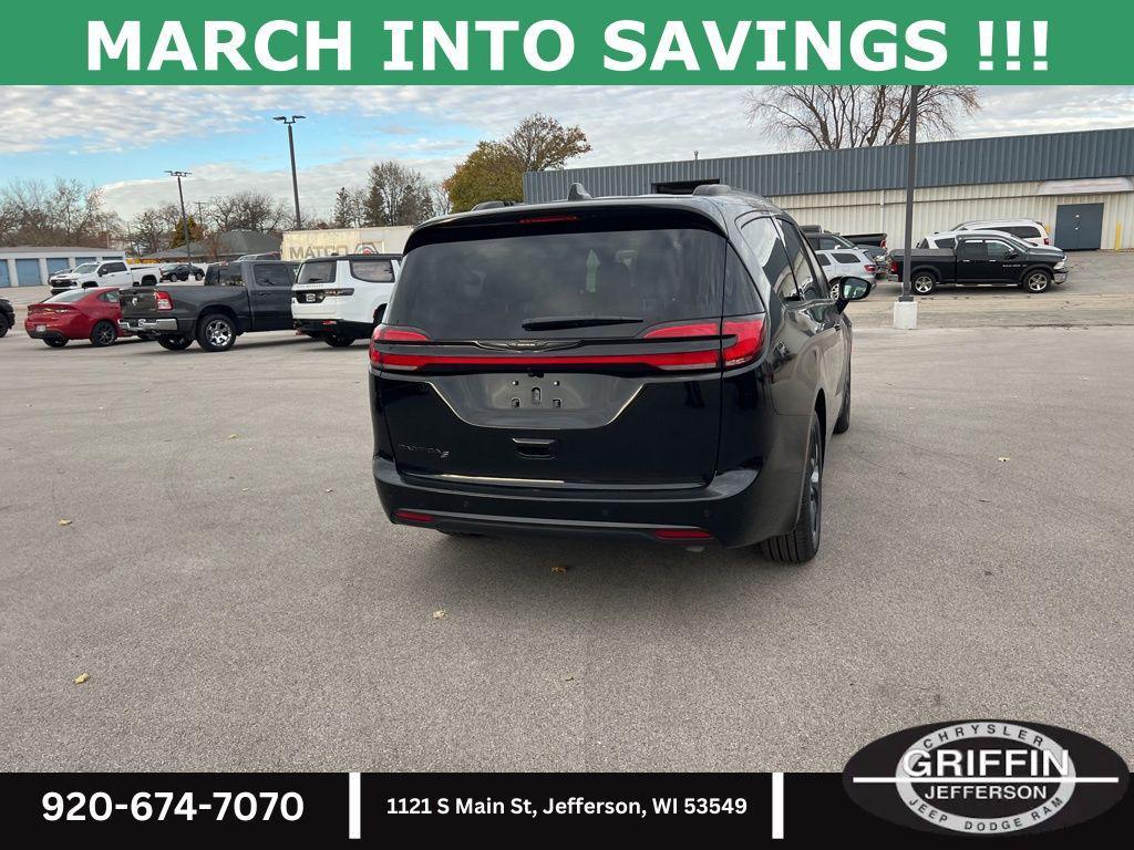 new 2026 Chrysler Pacifica car, priced at $51,060