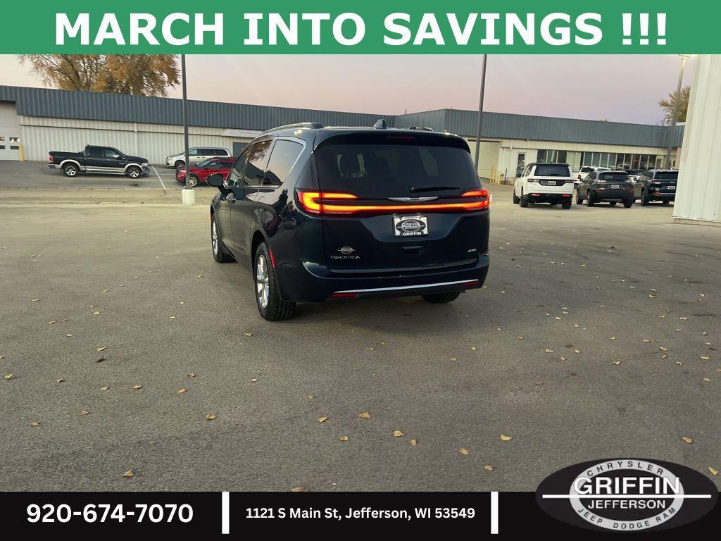 used 2022 Chrysler Pacifica car, priced at $31,833