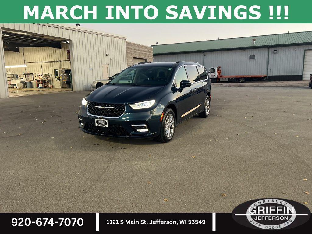 used 2022 Chrysler Pacifica car, priced at $31,833