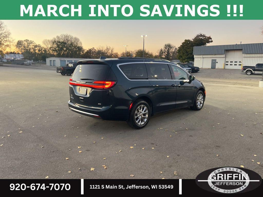 used 2022 Chrysler Pacifica car, priced at $31,833