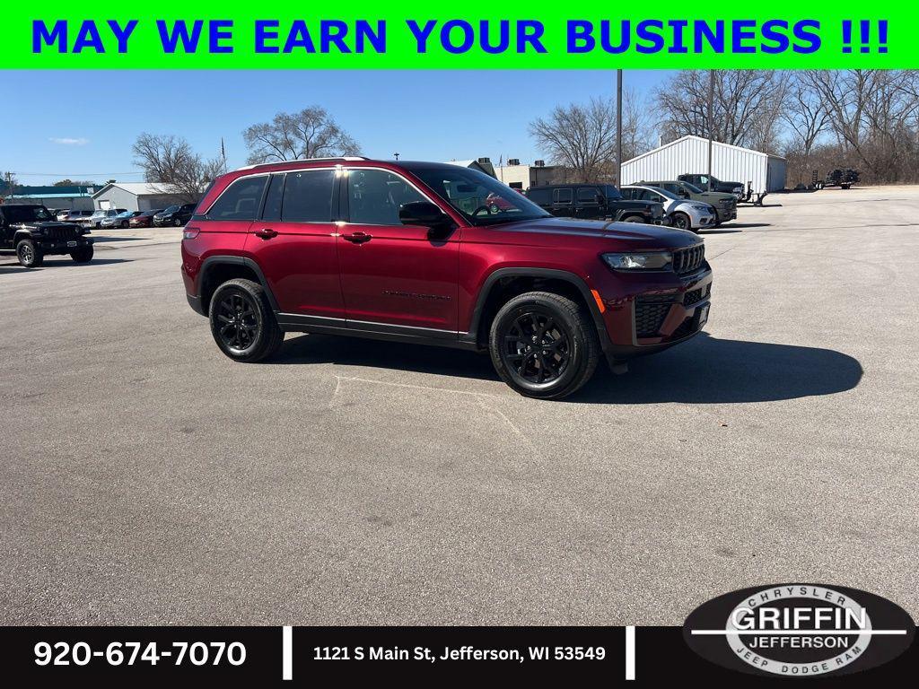 new 2026 Jeep Grand Cherokee car, priced at $41,588