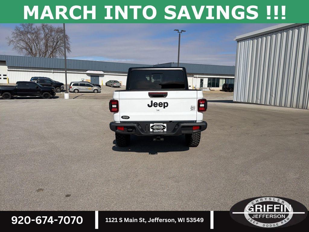 new 2026 Jeep Gladiator car, priced at $53,760