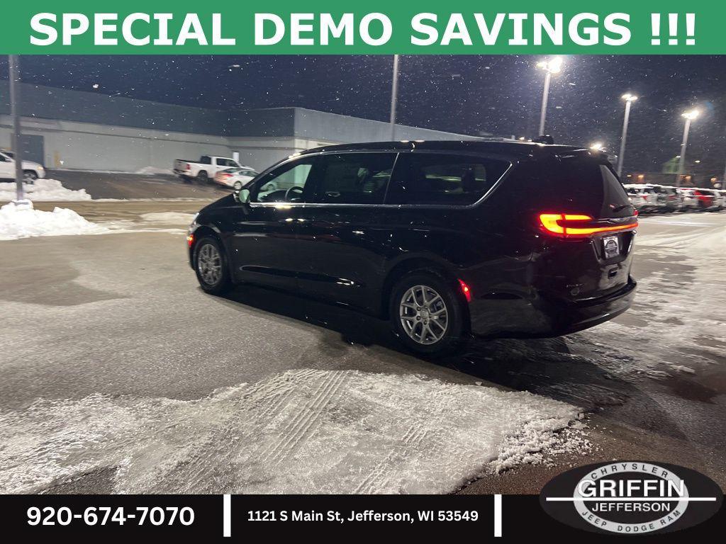 new 2026 Chrysler Pacifica car, priced at $48,815