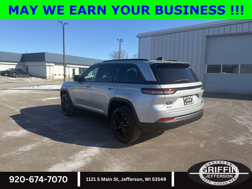 new 2026 Jeep Grand Cherokee car, priced at $44,288