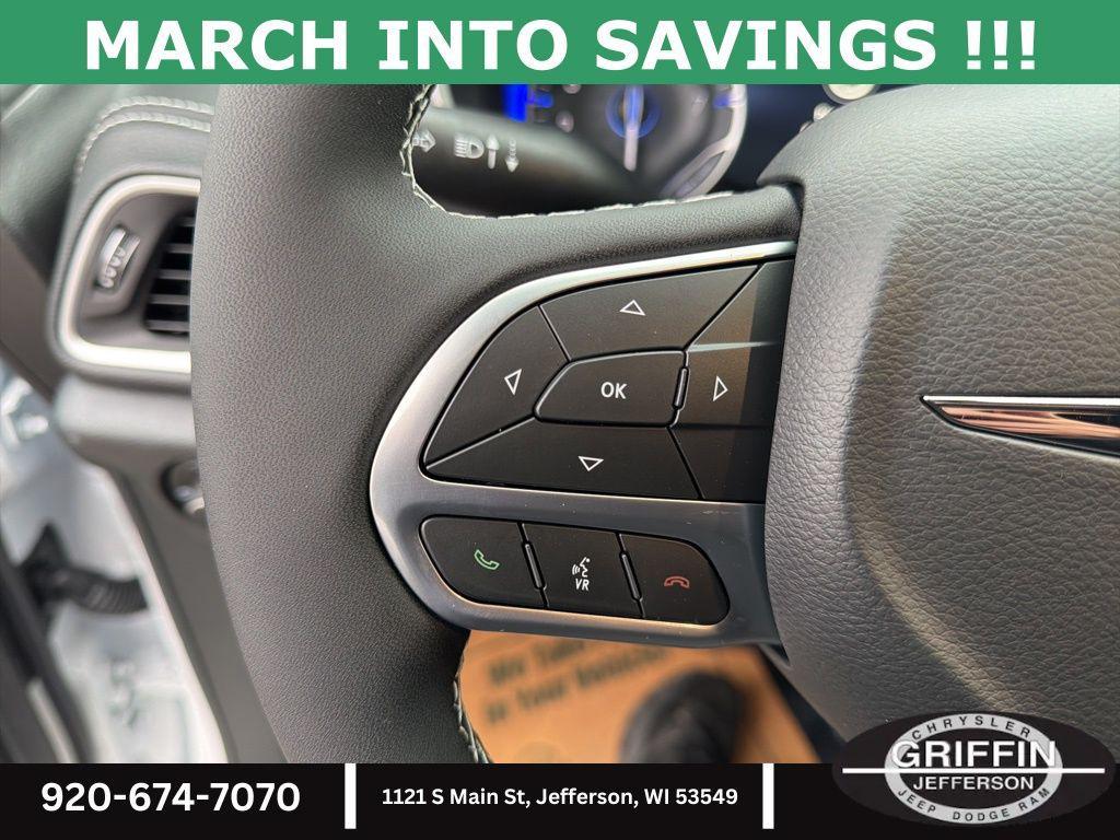 new 2026 Chrysler Pacifica car, priced at $51,280