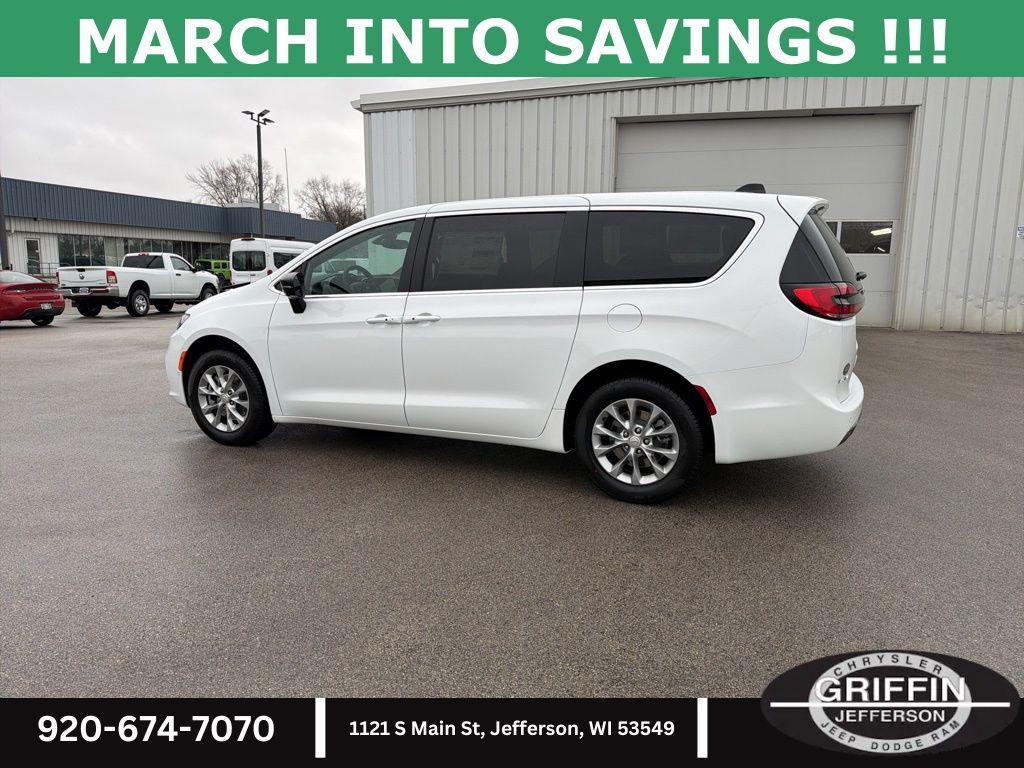 new 2026 Chrysler Pacifica car, priced at $51,280