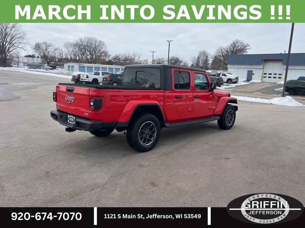 used 2023 Jeep Gladiator car, priced at $33,633