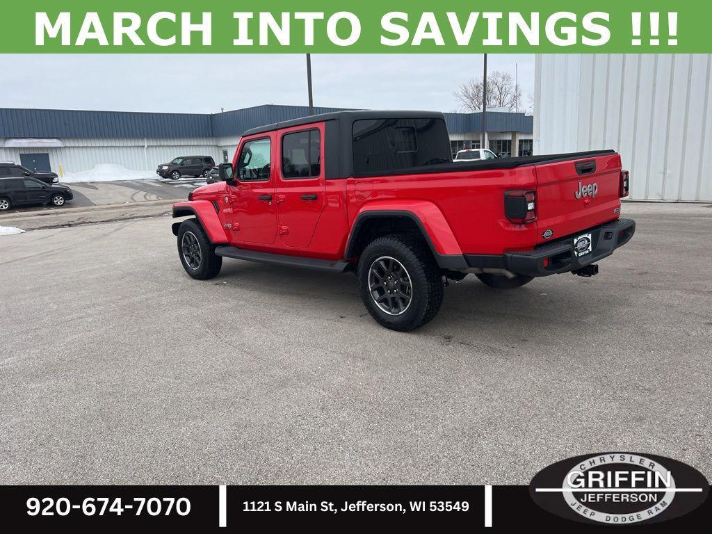 used 2023 Jeep Gladiator car, priced at $33,633