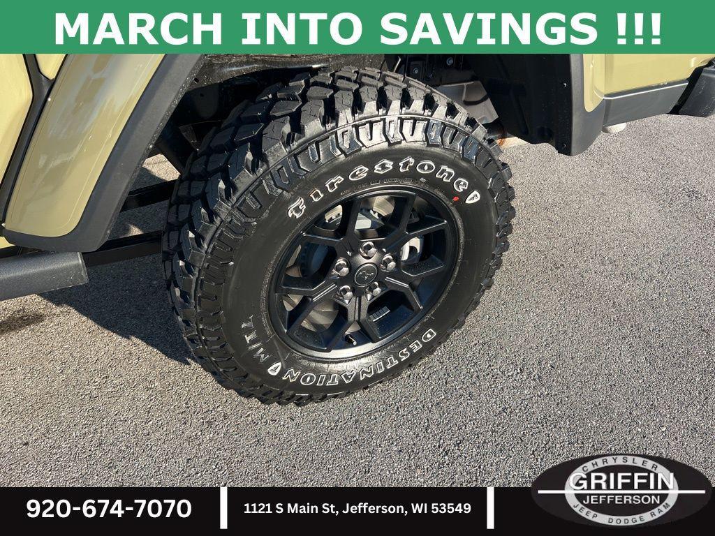 new 2026 Jeep Gladiator car, priced at $51,865