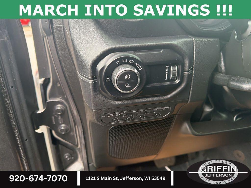 used 2024 Jeep Gladiator car, priced at $34,933