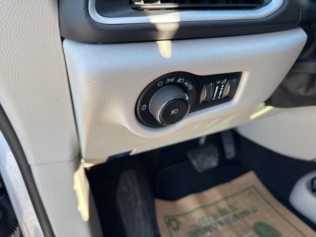 used 2024 Chrysler Pacifica car, priced at $26,980