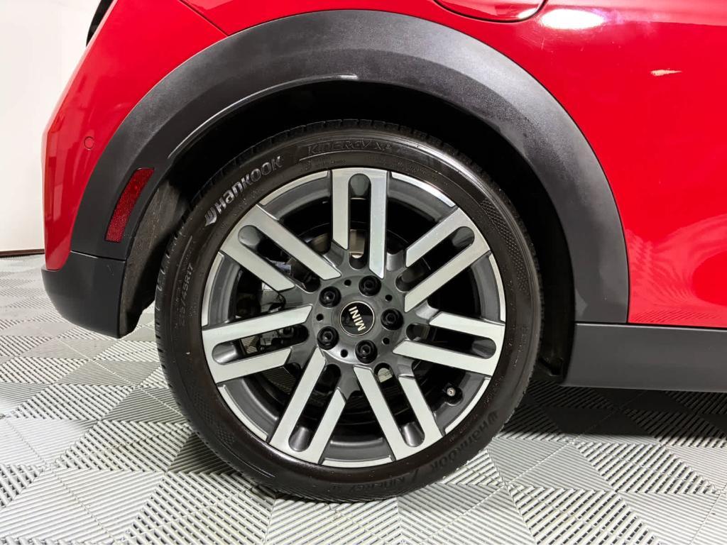 used 2025 MINI Hardtop car, priced at $29,995