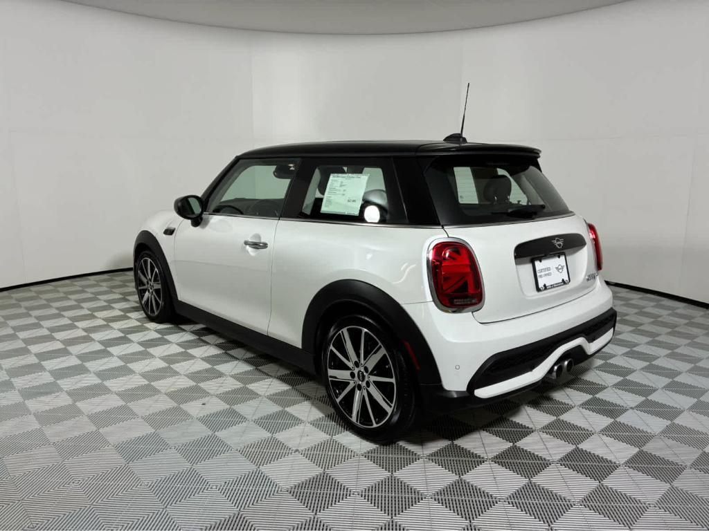 used 2024 MINI Hardtop car, priced at $27,995