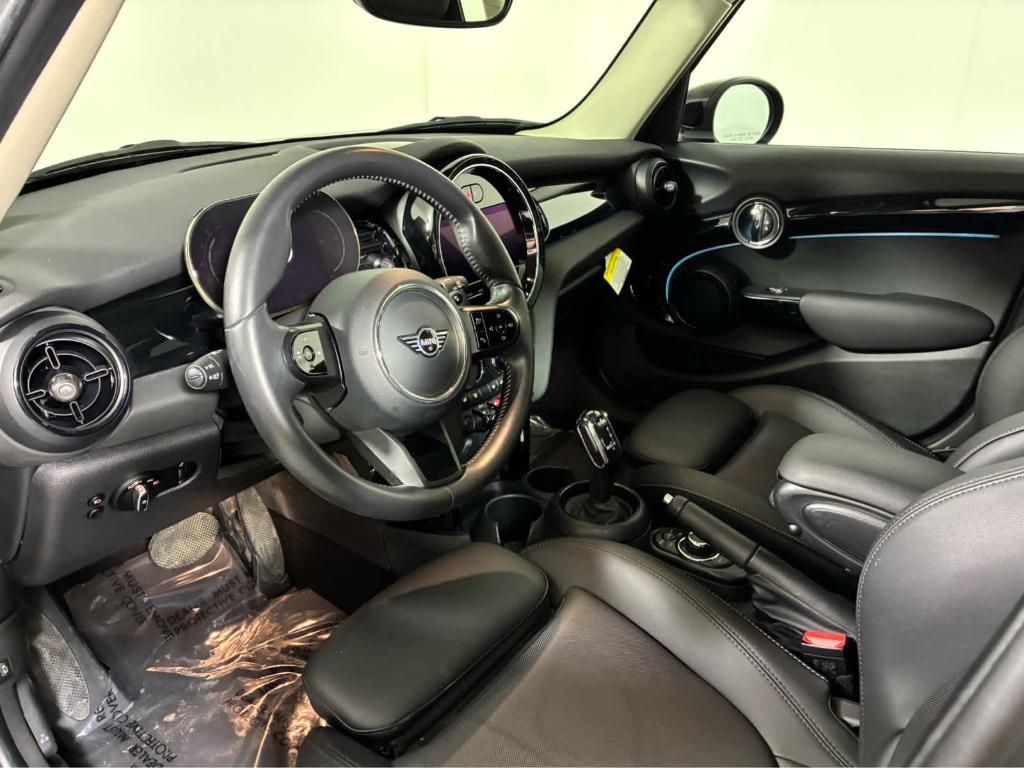 used 2023 MINI Hardtop car, priced at $25,995