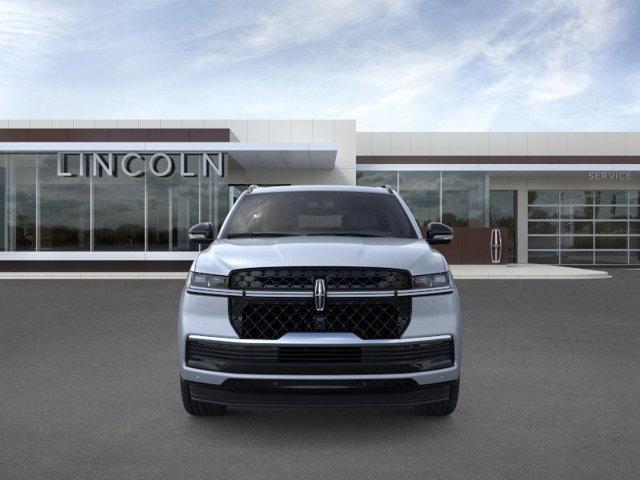 new 2025 Lincoln Navigator car, priced at $105,209