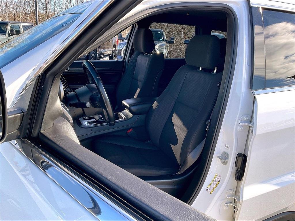 used 2020 Jeep Grand Cherokee car, priced at $17,684