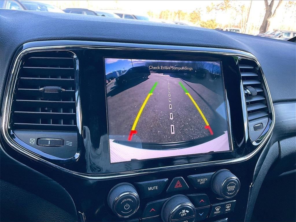 used 2020 Jeep Grand Cherokee car, priced at $17,684