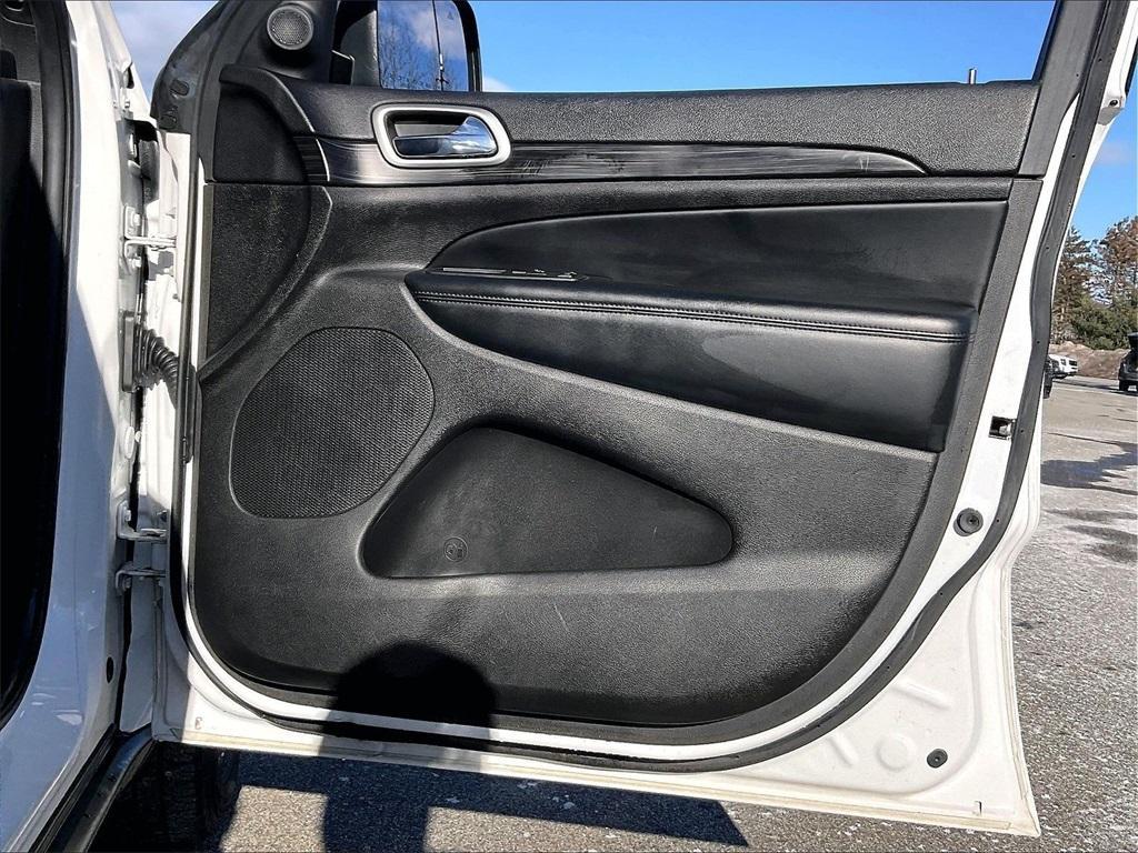 used 2020 Jeep Grand Cherokee car, priced at $17,684