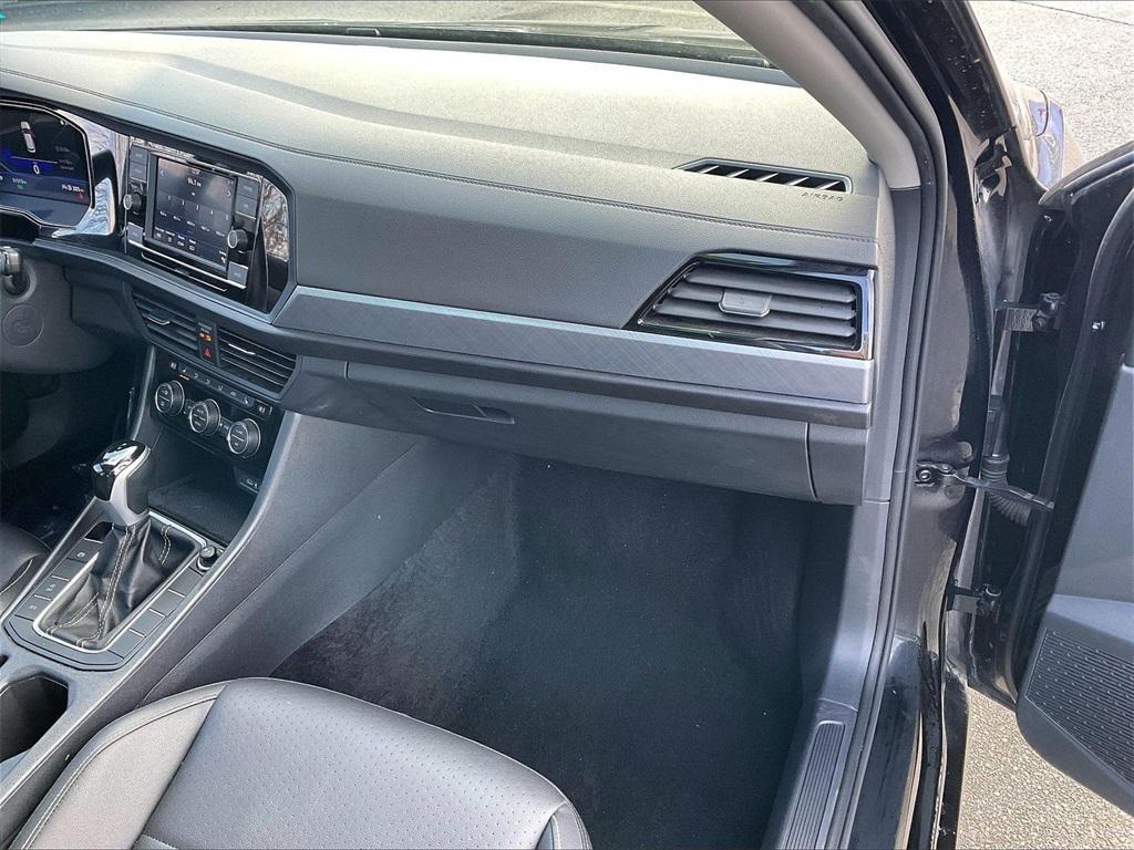 used 2024 Volkswagen Jetta car, priced at $17,884