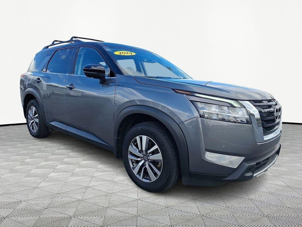 used 2024 Nissan Pathfinder car