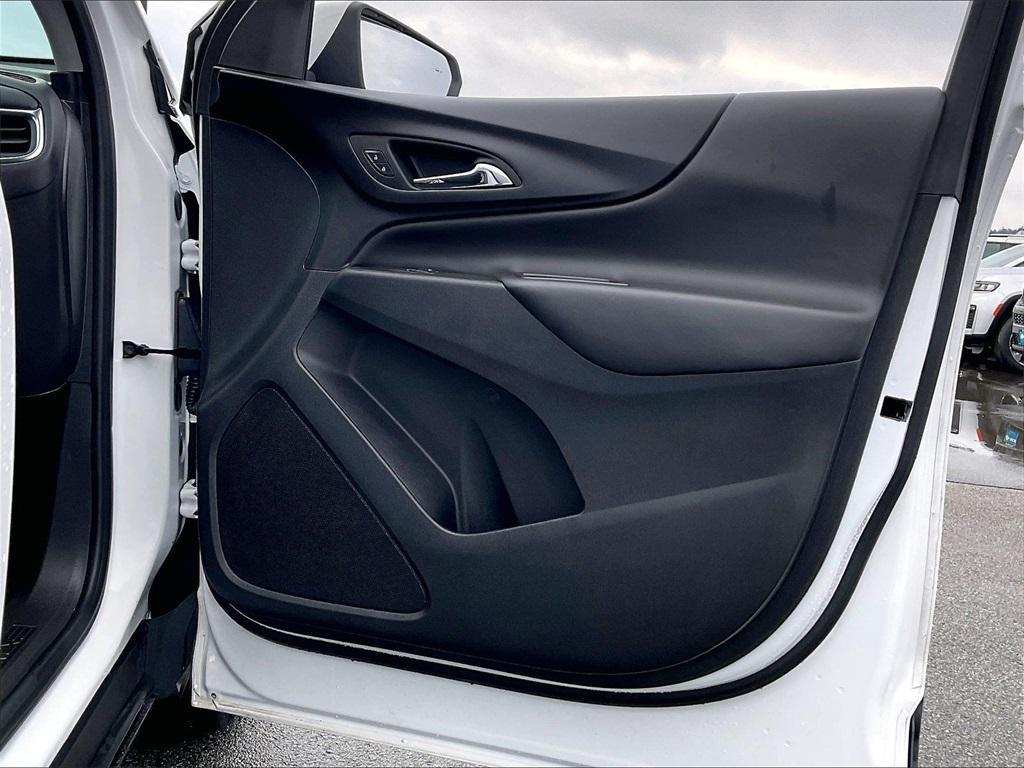 used 2024 Chevrolet Equinox car, priced at $20,489