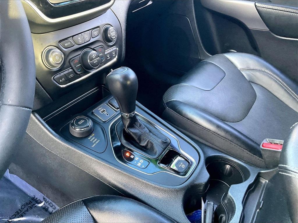 used 2022 Jeep Cherokee car, priced at $24,963