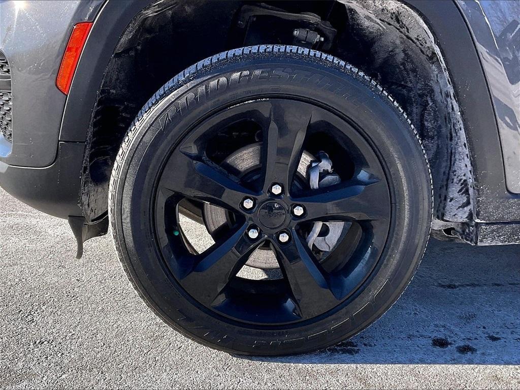 used 2023 Jeep Grand Cherokee car, priced at $30,447