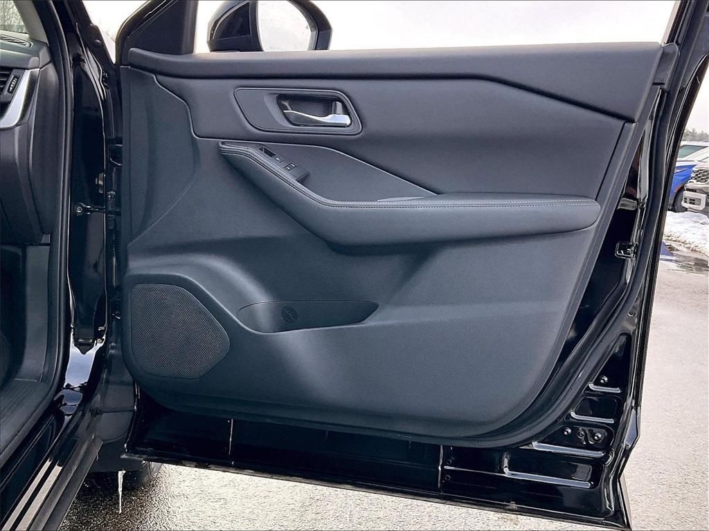 used 2025 Nissan Rogue car, priced at $27,223