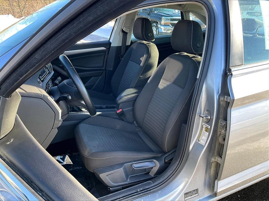 used 2024 Volkswagen Jetta car, priced at $16,687