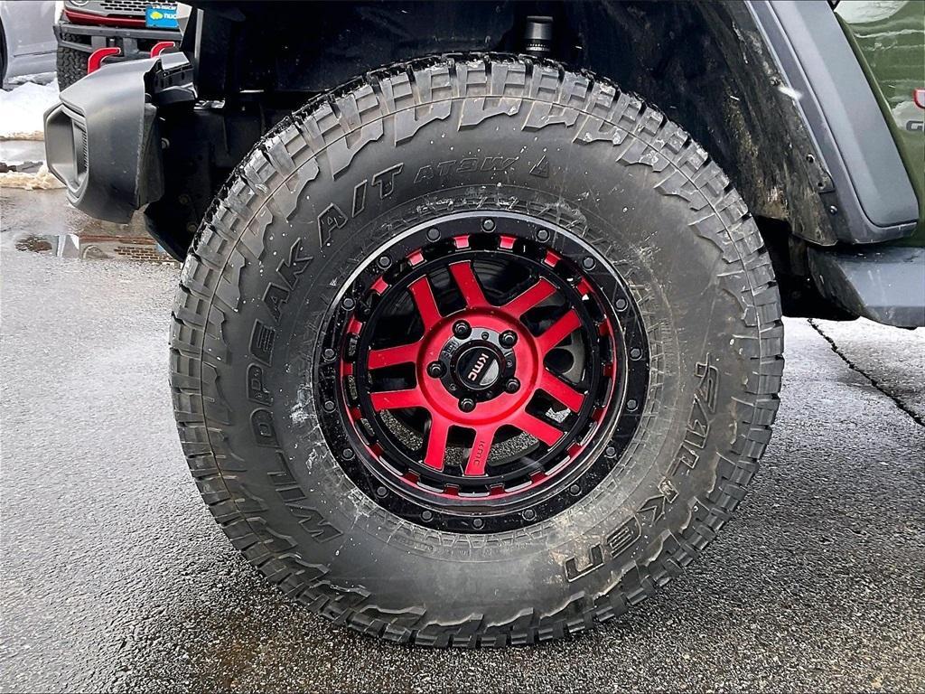 used 2022 Jeep Gladiator car, priced at $36,577