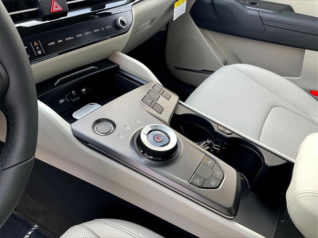 new 2026 Kia Sportage Hybrid car, priced at $33,610