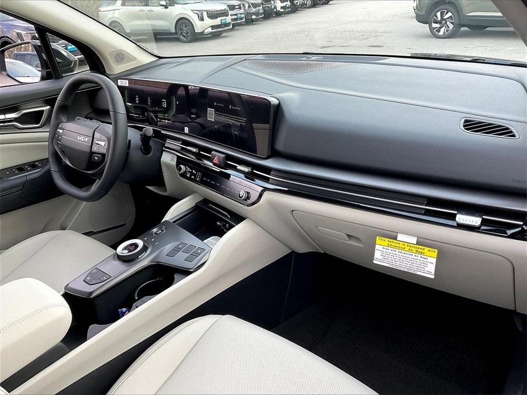 new 2026 Kia Sportage Hybrid car, priced at $33,610