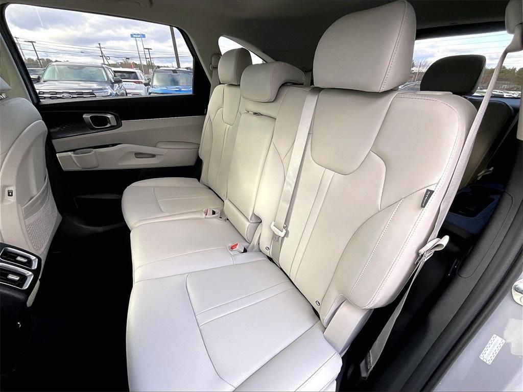 new 2026 Kia Sorento car, priced at $36,305