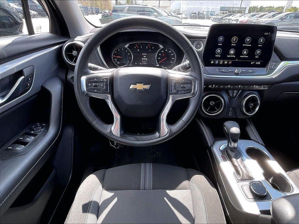 used 2025 Chevrolet Blazer car, priced at $28,122