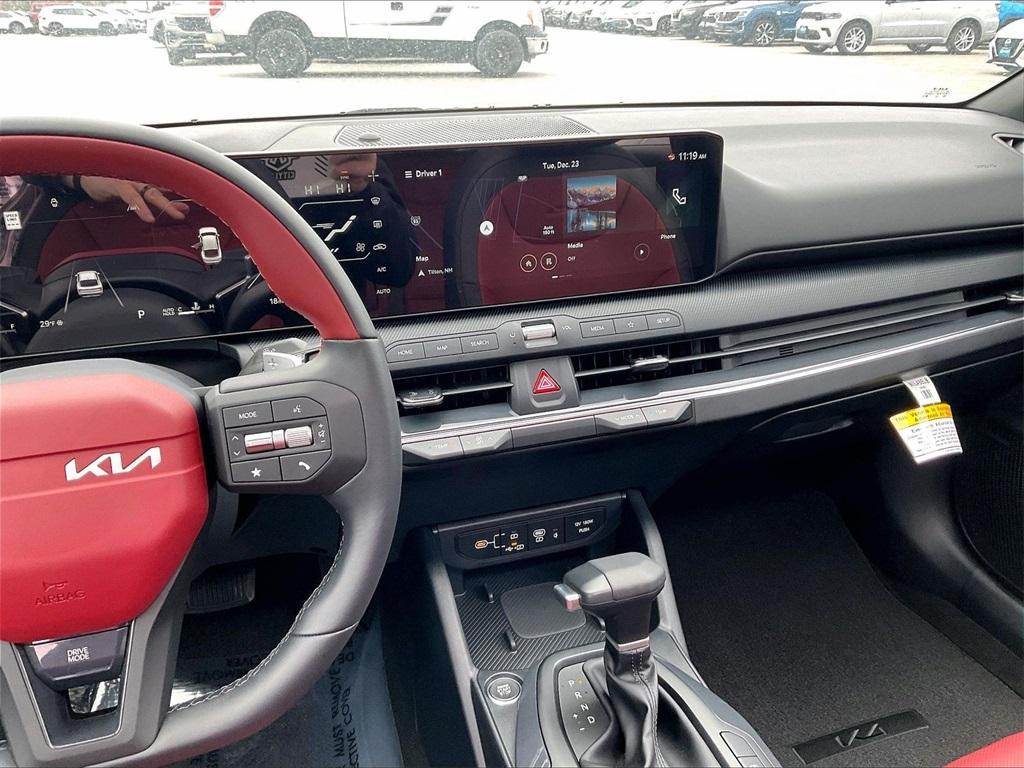 new 2025 Kia K4 car, priced at $26,571