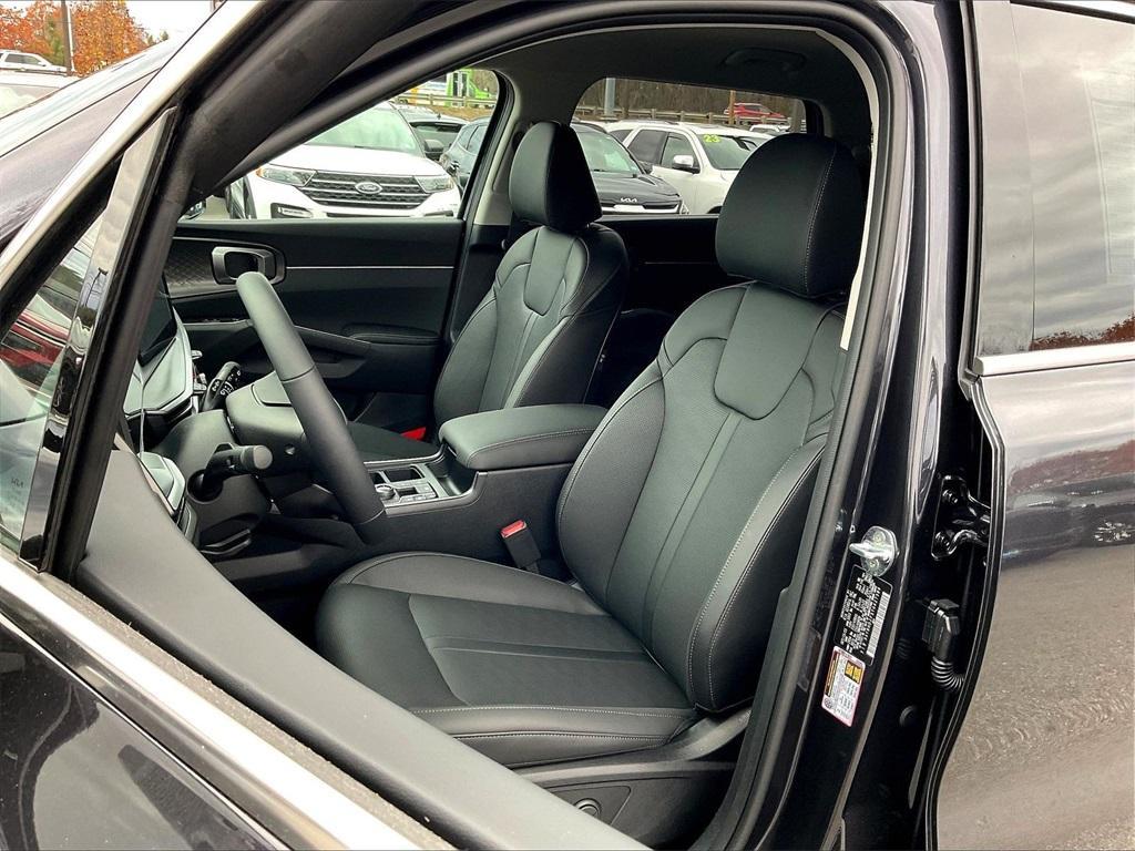 new 2026 Kia Sorento car, priced at $37,600