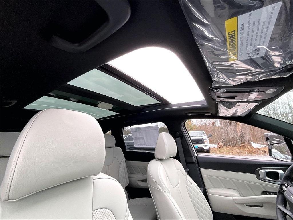 new 2026 Kia Sorento Hybrid car, priced at $45,330