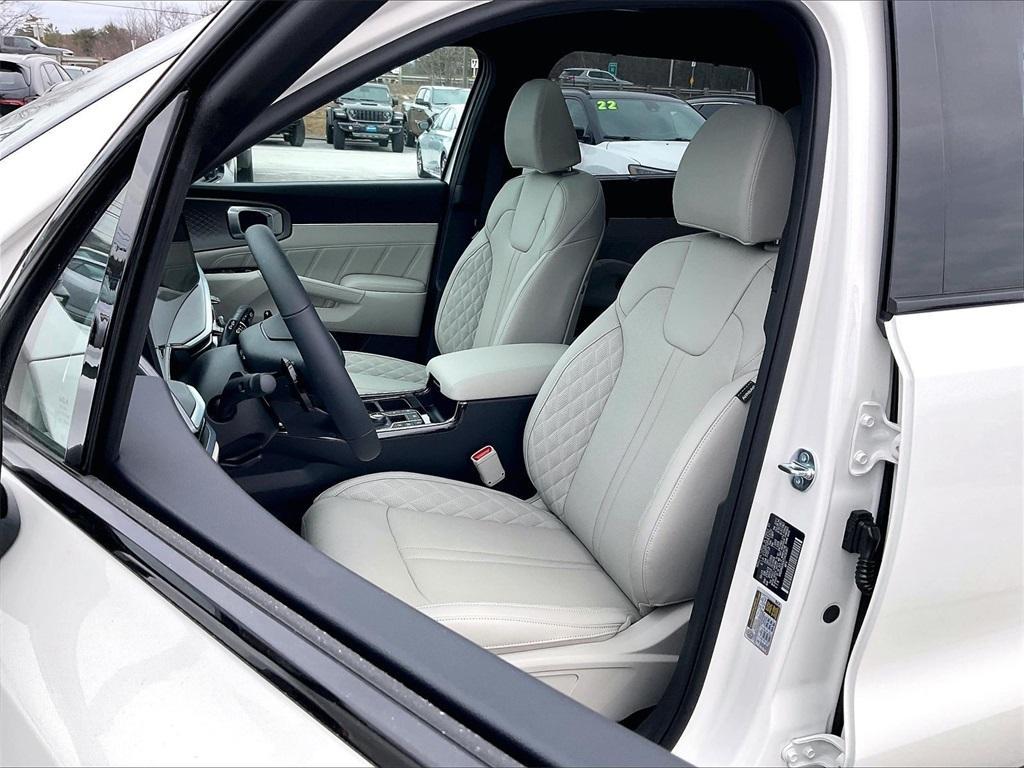 new 2026 Kia Sorento Hybrid car, priced at $45,330