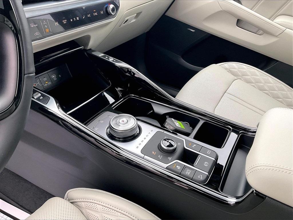new 2026 Kia Sorento Hybrid car, priced at $45,330