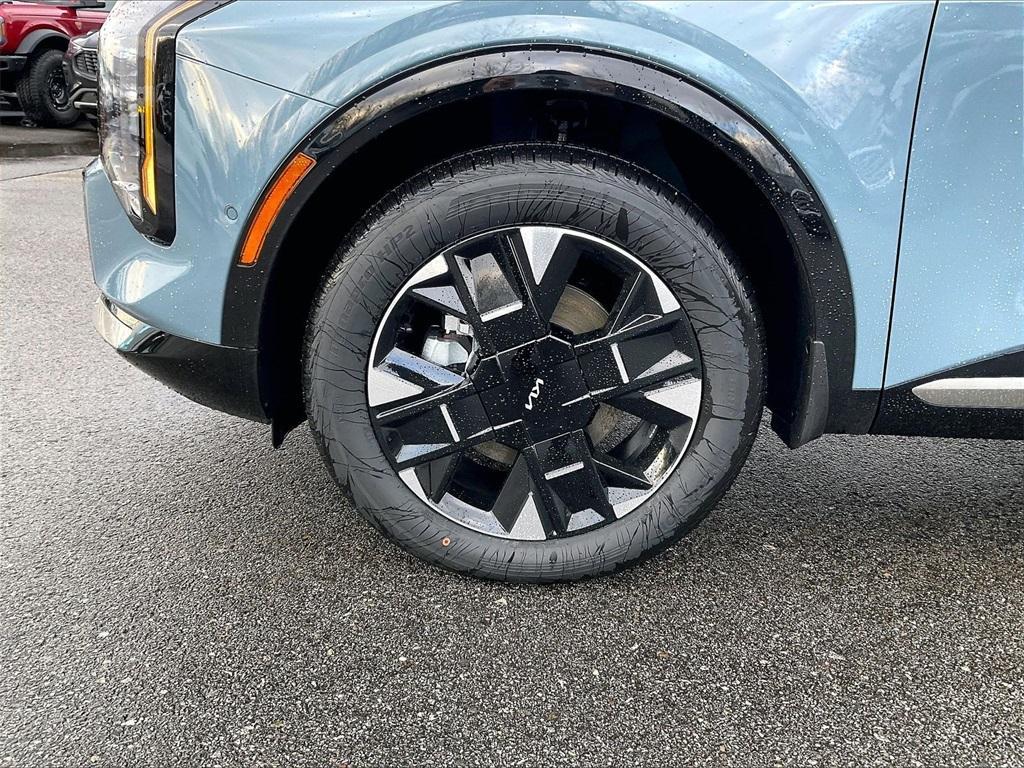 new 2026 Kia Sportage Hybrid car, priced at $40,565