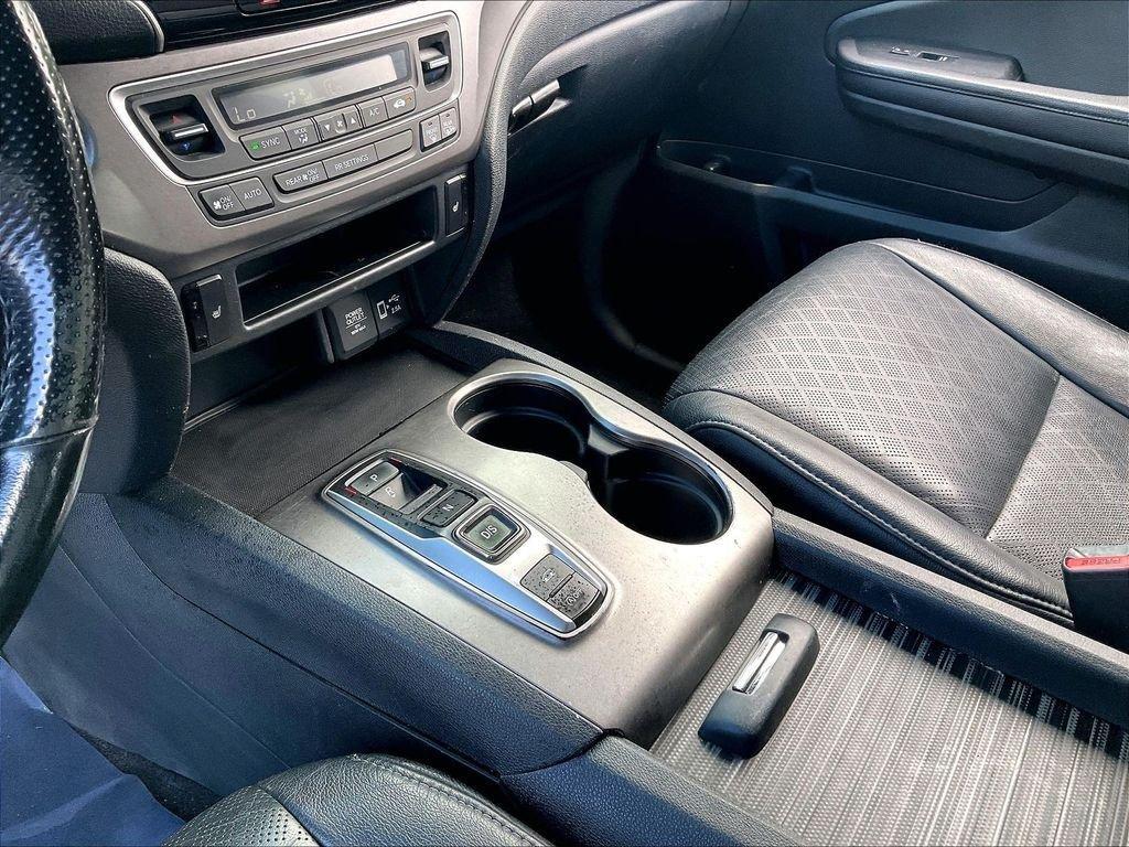 used 2020 Honda Passport car, priced at $23,422