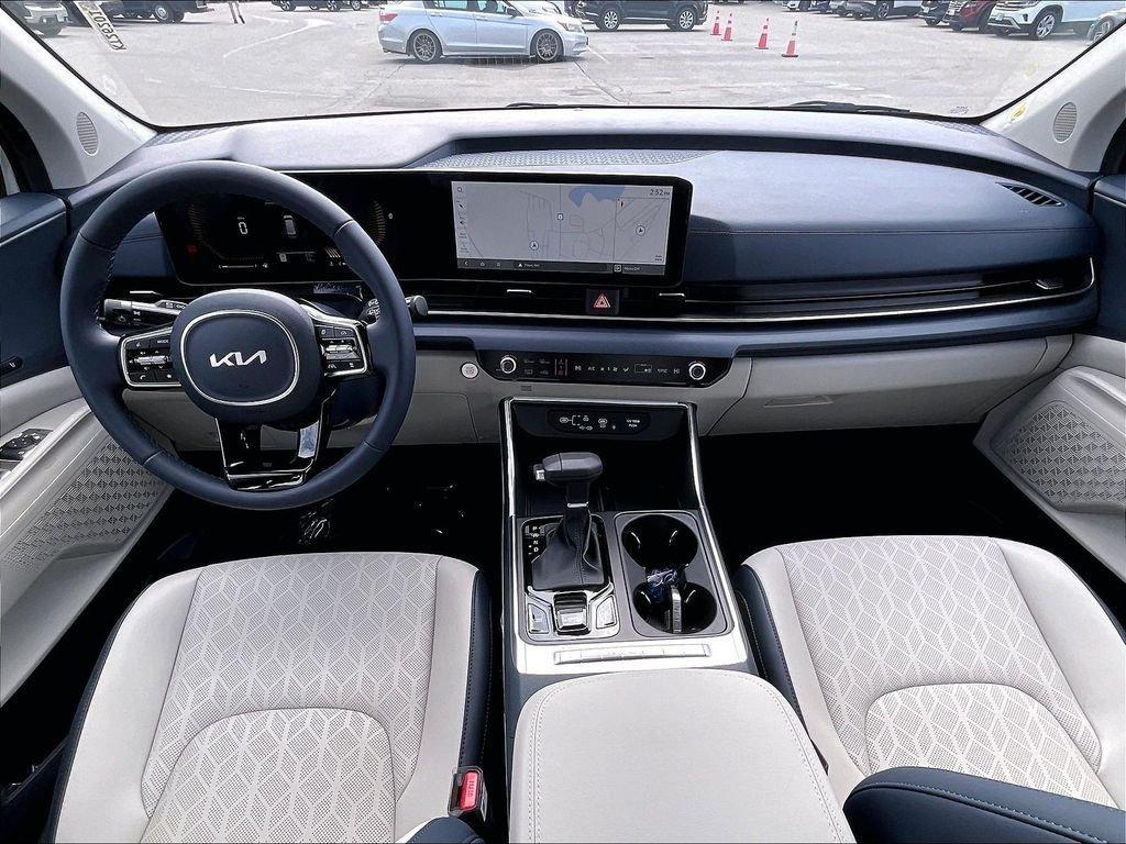 new 2026 Kia Carnival car, priced at $45,154