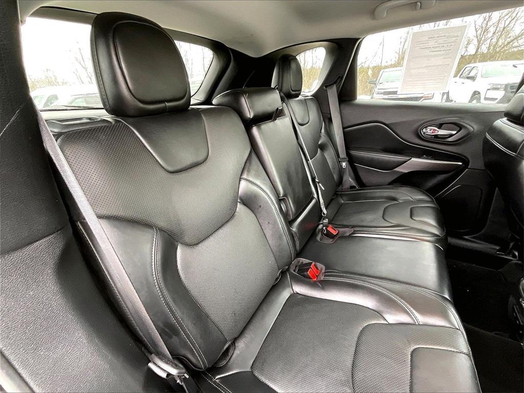 used 2020 Jeep Cherokee car, priced at $18,623