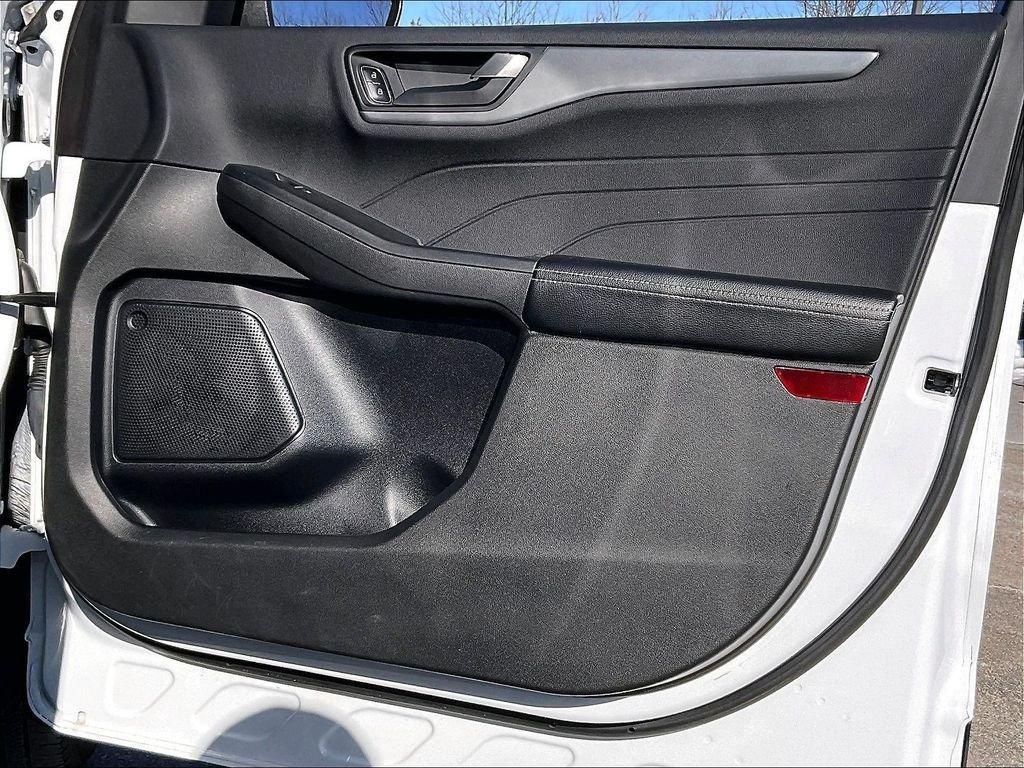 used 2023 Ford Escape car, priced at $20,964