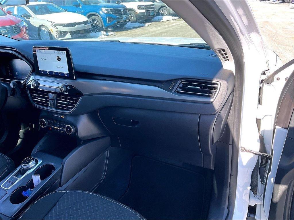 used 2023 Ford Escape car, priced at $20,964