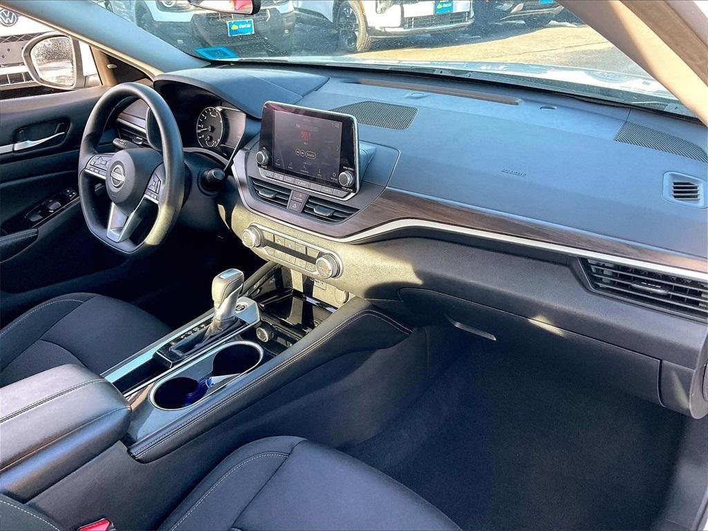used 2023 Nissan Altima car, priced at $17,923