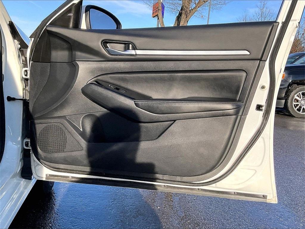 used 2023 Nissan Altima car, priced at $17,923