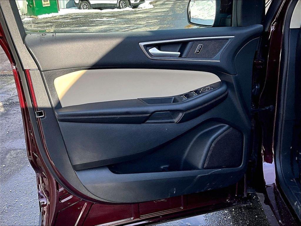 used 2024 Ford Edge car, priced at $28,344