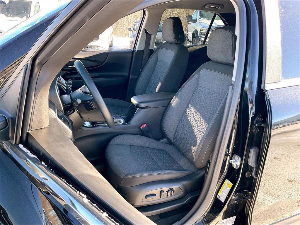 used 2024 Chevrolet Equinox car, priced at $21,453